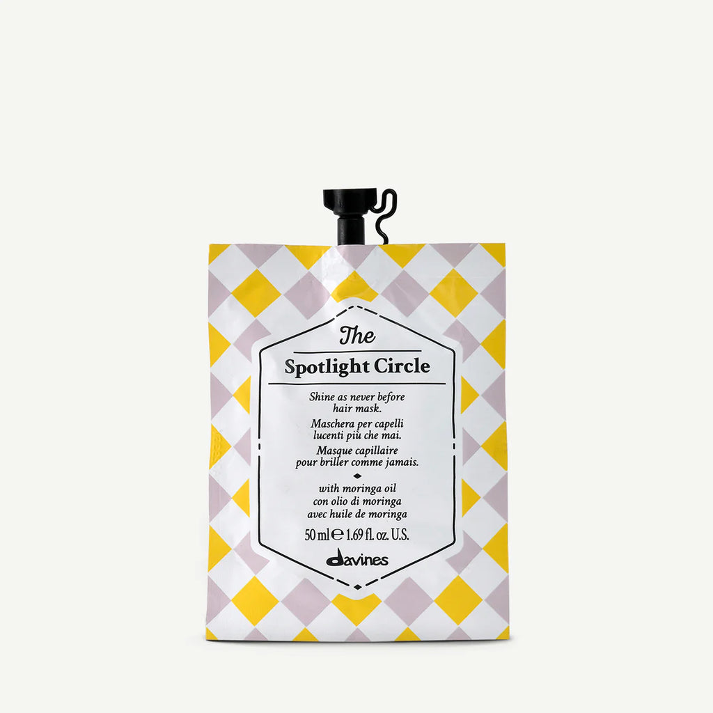 The Spotlight Circle Hair Mask